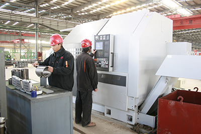 CNC threading Machine